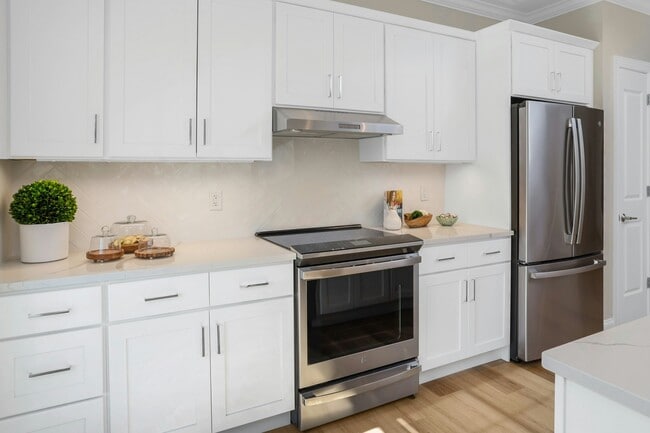 Photo - Heights Crossing