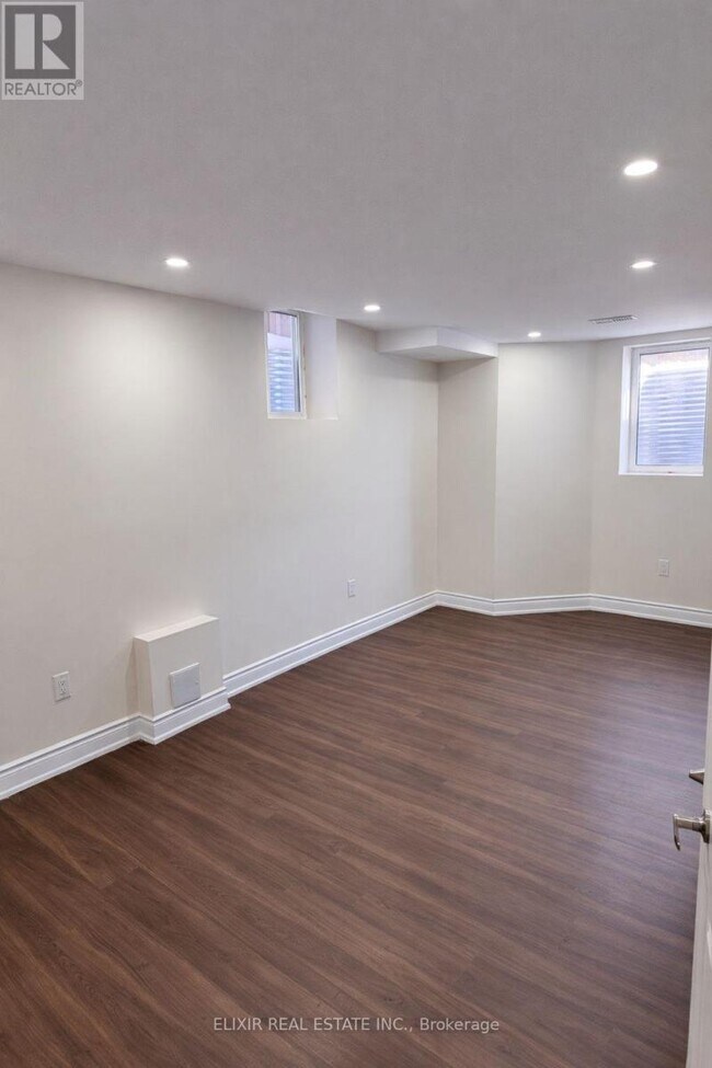 Photo - 13 Kalmia Rd