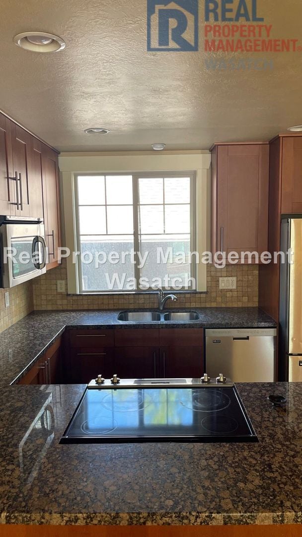 Photo - 715 E Harrison Ave