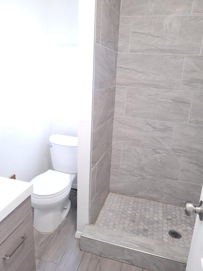 Photo - 1420 S Warner Dr