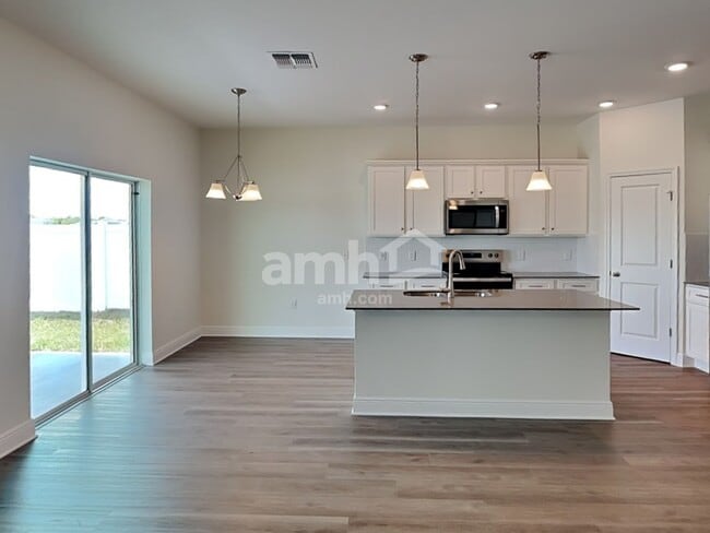 Photo - 1085 Heavenly Dr