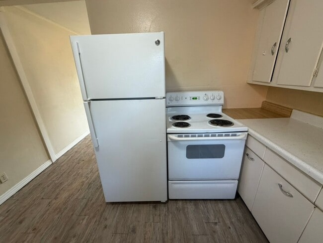 Photo - 4229 SW 2nd Ave