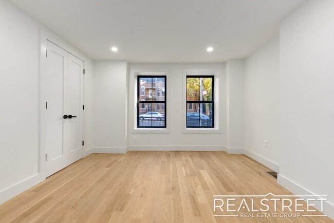 Photo - Spacious 3-Bedroom Duplex with Private Outdoor Space in Prime Bed-Stuy