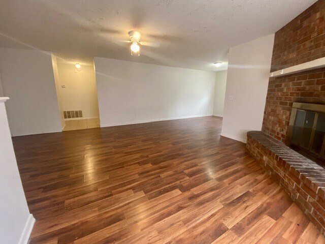 Photo - 1702 Kimbrough St