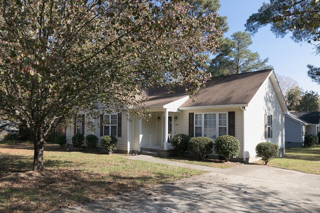 Building Photo - Corner Lot 3 Bedroom Single-Family Rental with Large Deck