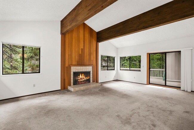 Photo - Incline Village: Condo - 3 Bedrooms, 2.5 Bathrooms, Garage, Walk to Lake / Hyatt / Restaurants / ...