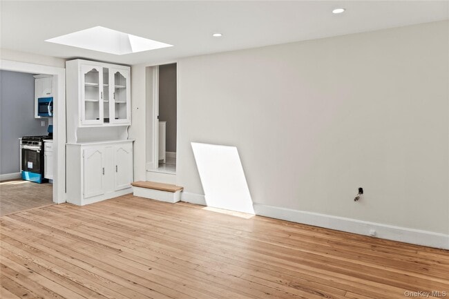 Photo - 51 Spring St Unit B