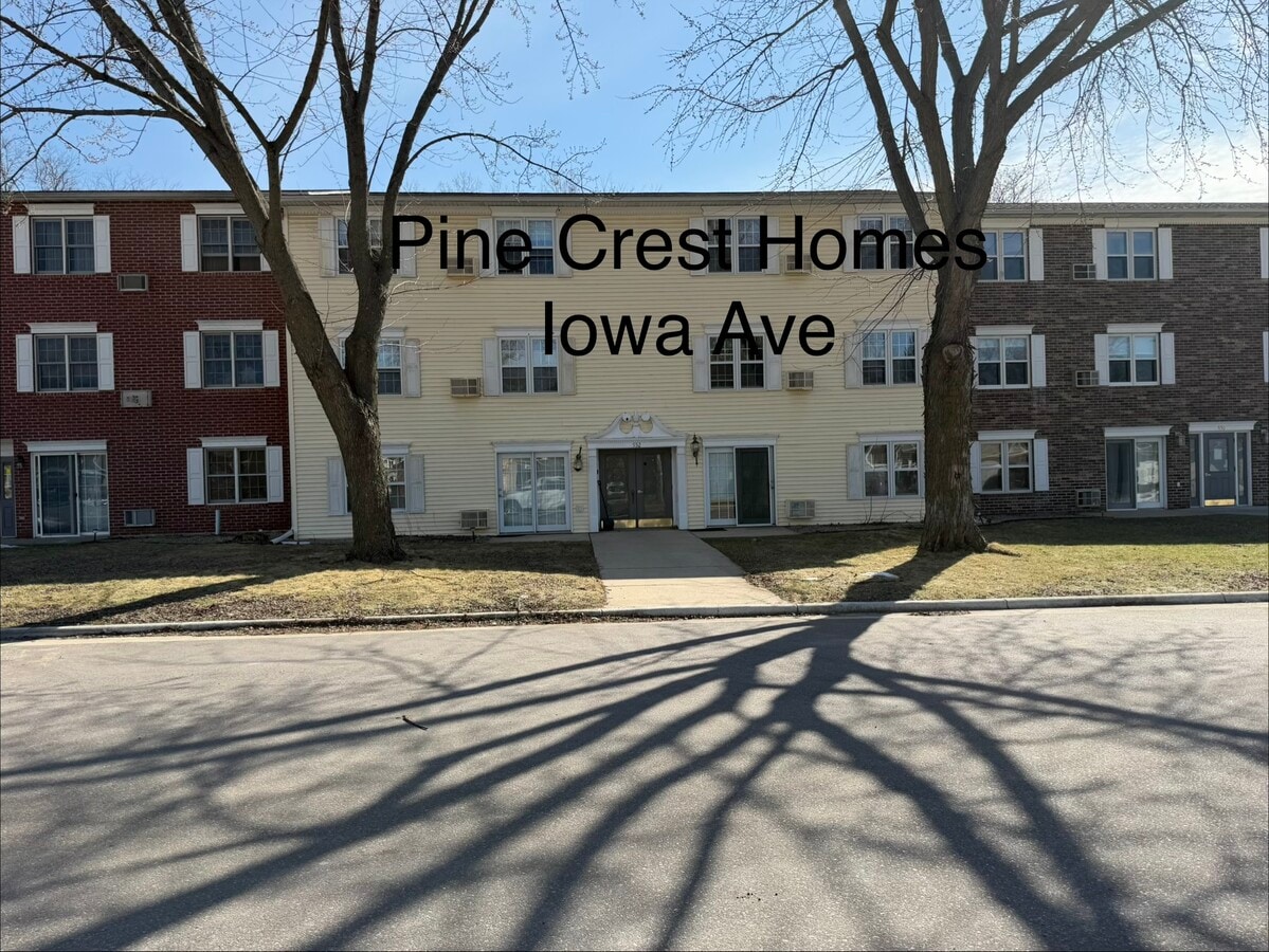 Photo - 930 Iowa Ave Unit 11