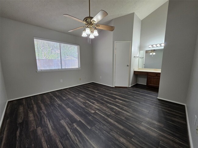 Photo - 447 Lost Rock Dr