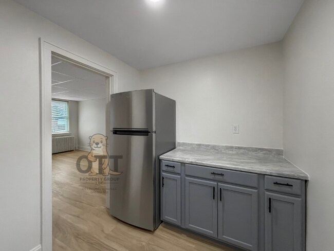 Photo - 1046-1064 Shoemaker St Unidad 1058