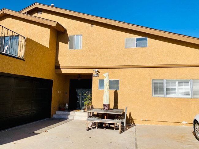 Photo - 1731 Harriman Ln