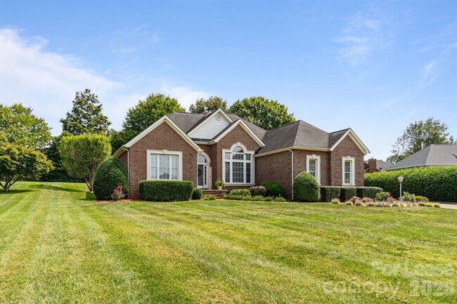 Photo - 4-Bedroom 2-Bath Home Nestled In The Popular Rock Barn Community!