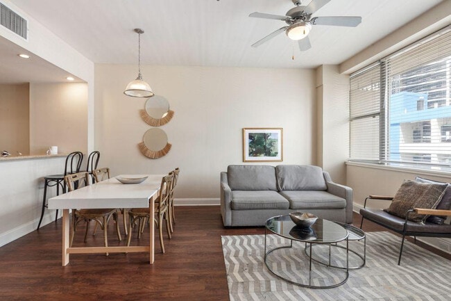925 Common St Unidad GO ID1266905P