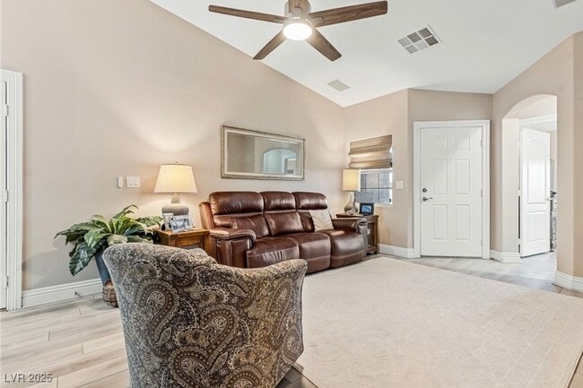 Photo - GORGEOUS 3 BEDROOM 2 BATH HOME