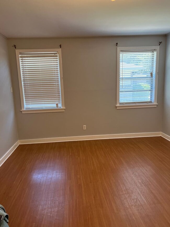 Photo - Mockingbird Realty 179