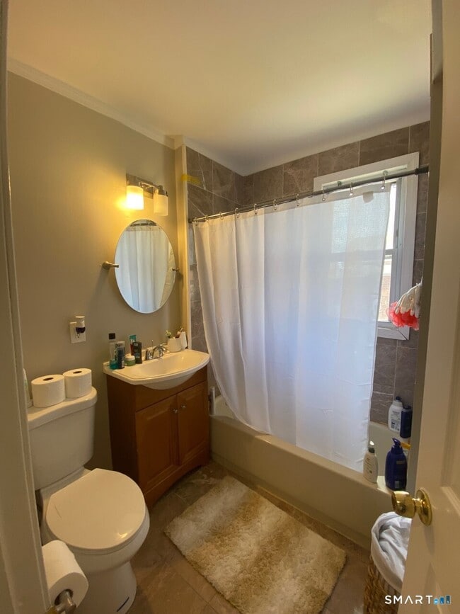 Photo - 221 Park Rd Unit 2W