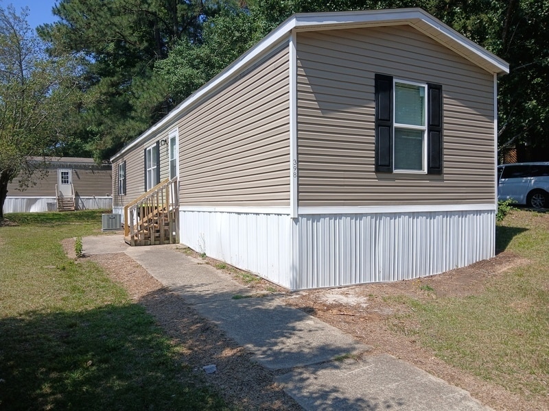 Photo - 398 Bainbridge Ct