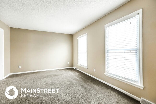 Photo - 14916 W 65th St