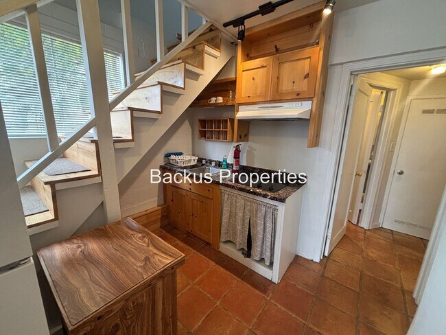 Photo - Wonderful furnished loft in upper Seaside