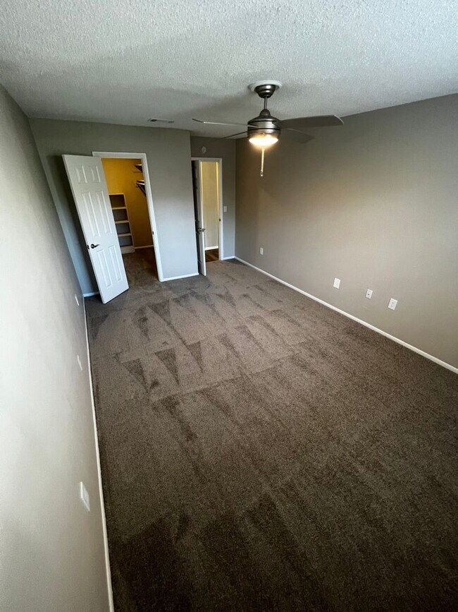 Photo - Cadence Crossing