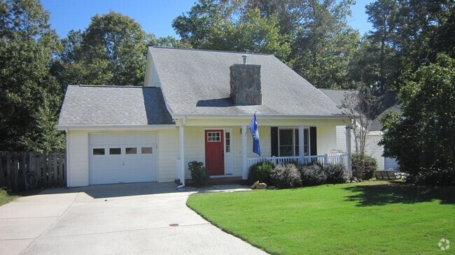 Building Photo - Exclusively Offered by Muse Realty Rentals