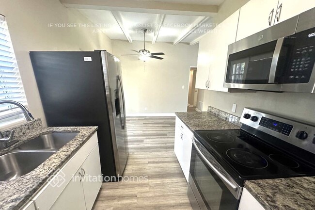 Photo - 5218 Grandview Dr