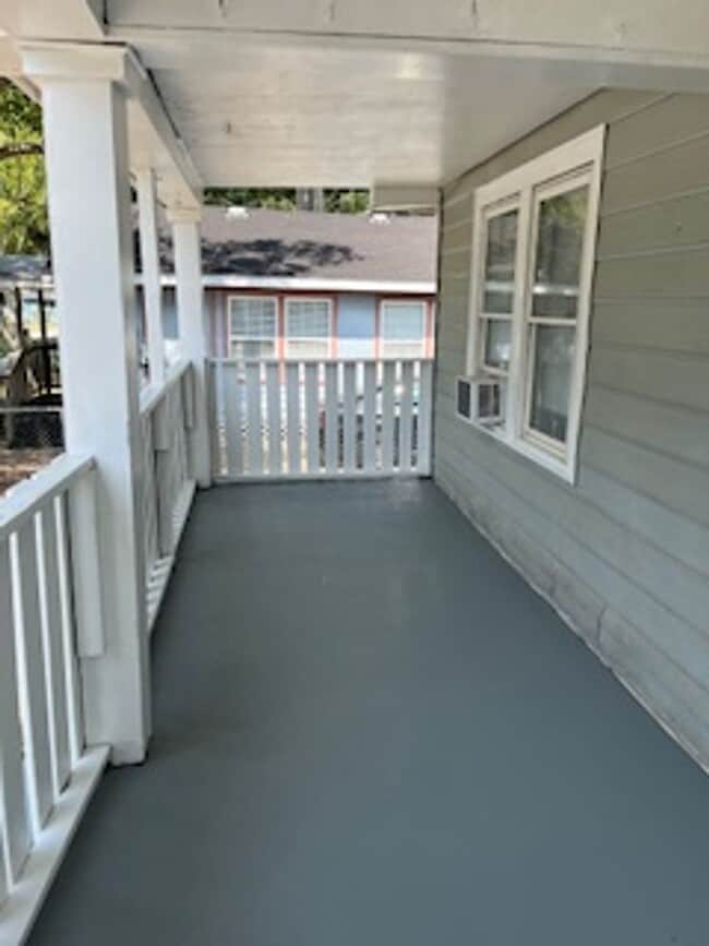 Photo - Biloxi 3 Bedroom