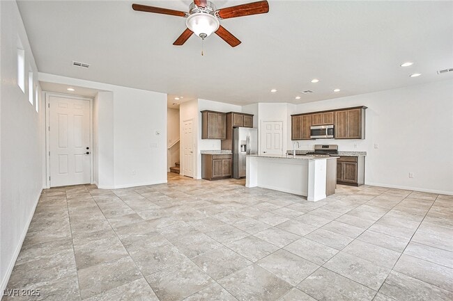 Photo - 9240 Black Diamond St