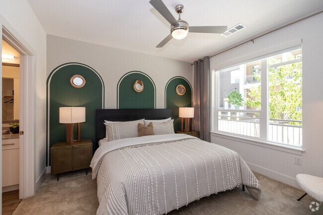 2BR, 2BA - 1,133SF - Primary Bedroom