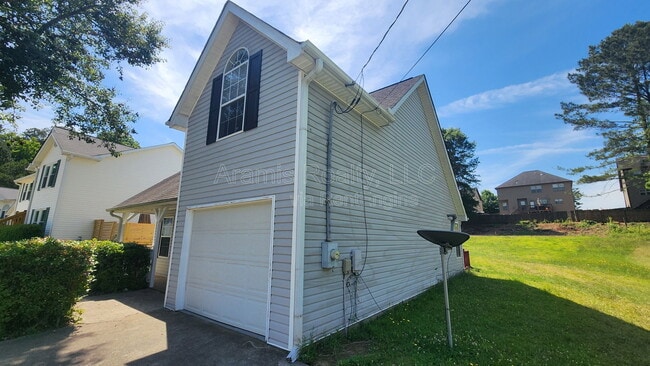 Photo - 7336 Bramble Oak Dr