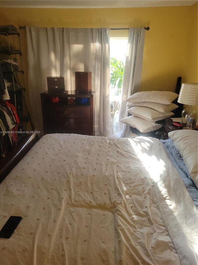 Photo - 17901 NW 68th Ave Unit Q103