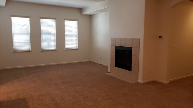 Photo - ONLY $2,250 PER MONTH FOR THIS SPACEIOUS 2 BEDROOM, 2 BATHROOM CONDO WITH GARAGE IN THE DAMONTE R...