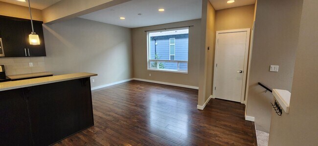 Photo - Spacious 3 bedroom Home MOVE-IN READY