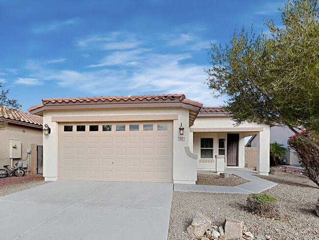 Building Photo - 868 Basswood Ave