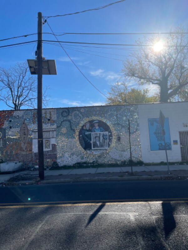 Photo - 562 Ferry Ave