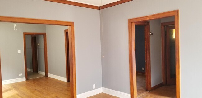 Photo - 8608 S Kingston Ave