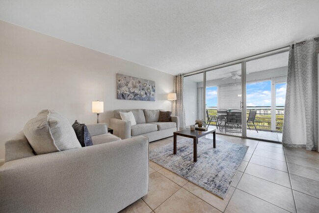 Photo - 575 Oaks Ln Unidad 1009