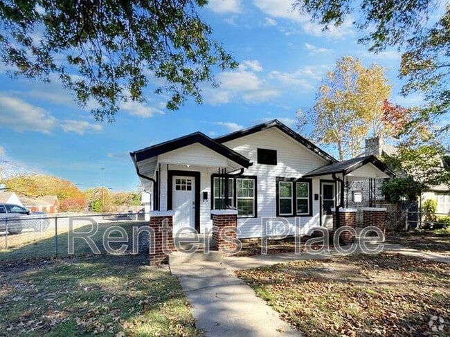Building Photo - 201 S Jamestown Ave Rental