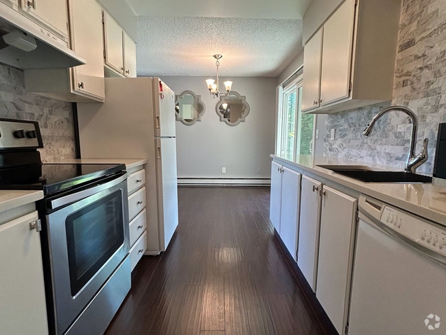 Building Photo - 740-750 W Powell Blvd Rental
