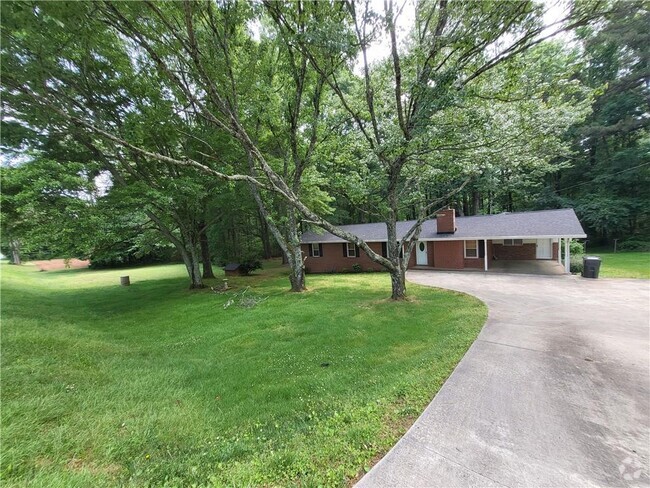 Building Photo - 6707 Campground Rd Rental