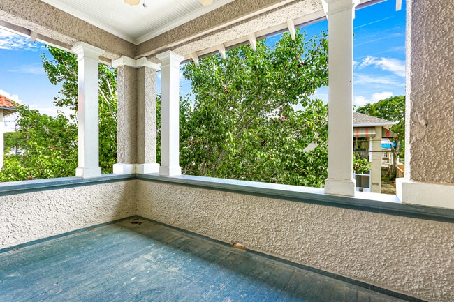 Photo - 5702 Willow St Unit 5702