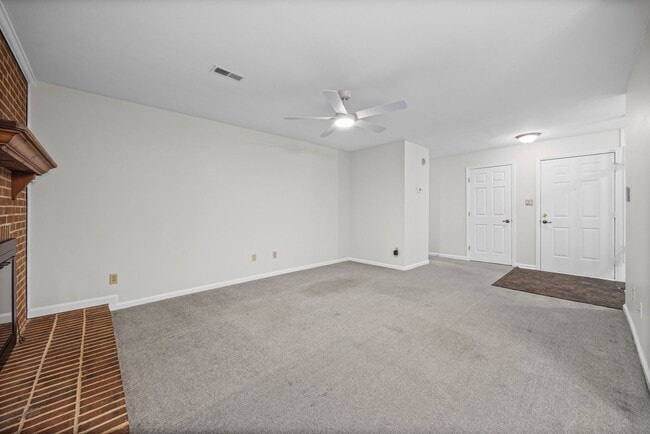 Photo - Light and bright 2-primary suite, 2-bath condo in Firethorne of Charlotte.