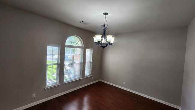 Photo - Located In the heart of Stone Oak