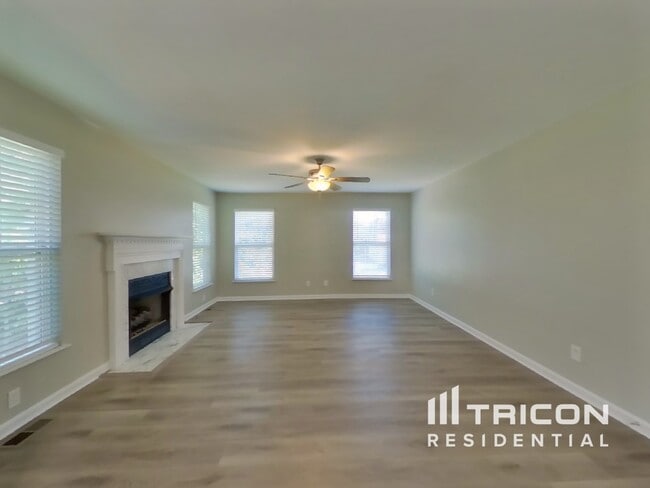 Photo - 2536 Bayview Dr