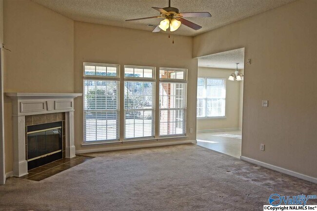 Photo - 106 NW Wittington Ln