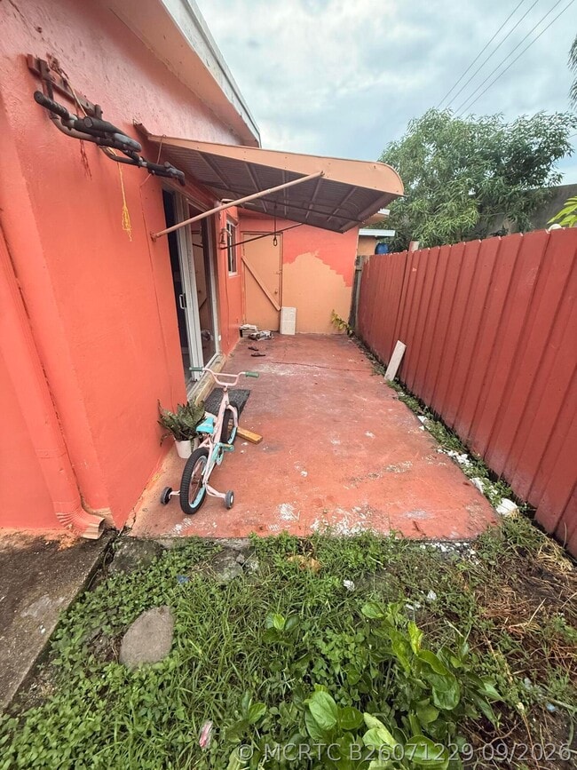 321 NW 57th St