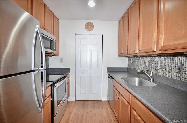 Photo - 99 Richmond Blvd Unidad 3A