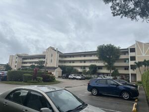 Building Photo - 7286 Huntington Ln Unit 303