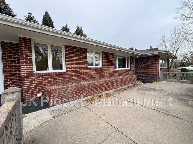 Photo - 1726 Alder Dr