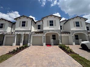 Building Photo - 2771 SE 25th Ave